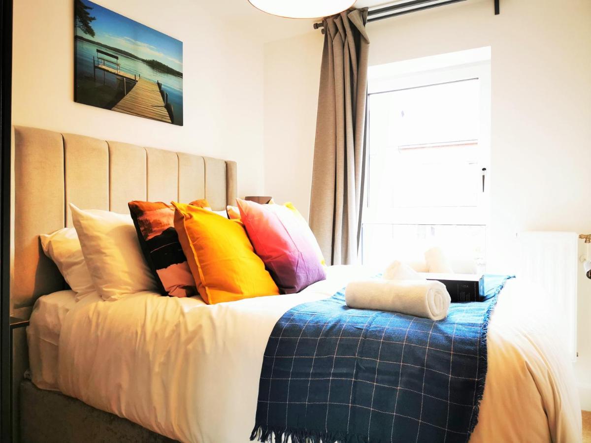 Lovely Holiday Home In Birmingham City Center 3 Bedrooms House By Hf Group ภายนอก รูปภาพ